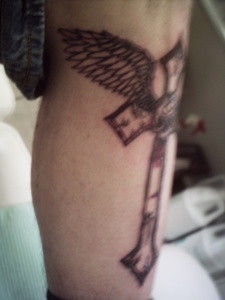 skull cross3